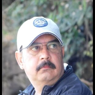 Dr. Rajeev Vyas